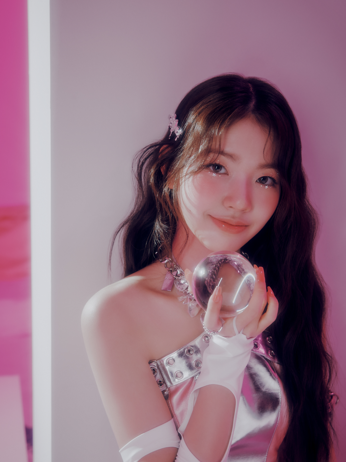 YOONA - UNIS JAPAN OFFICIAL FANCLUB