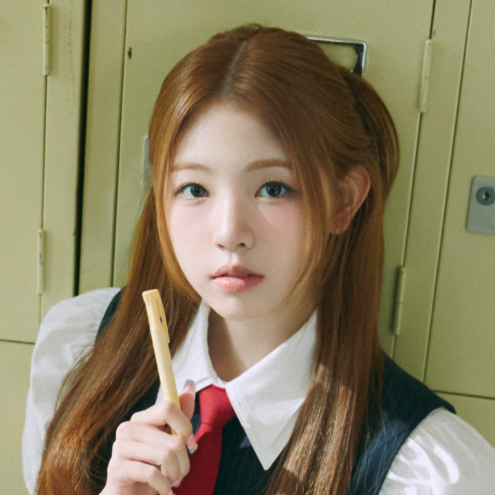 YOONA - UNIS JAPAN OFFICIAL FANCLUB